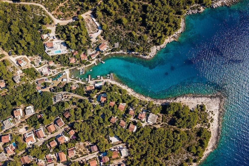 Foto 8 von 19: Moderne Wohnung mit Pool auf der Insel Hvar 1.