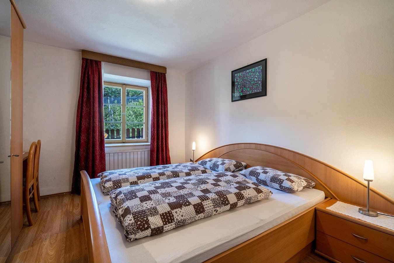 Foto 12 von 25: Ferienwohnung Brunjaunhof mit Bergblick, privater Terrasse und Gemeinschaftsgarten