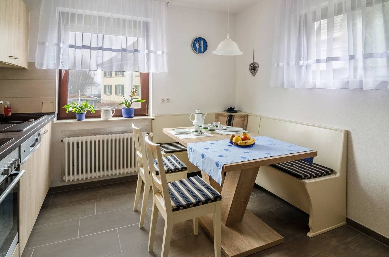 Foto 9 von 26: Ferienwohnung Kramer mit WLAN, Terrasse & Gemeinschaftsgarten