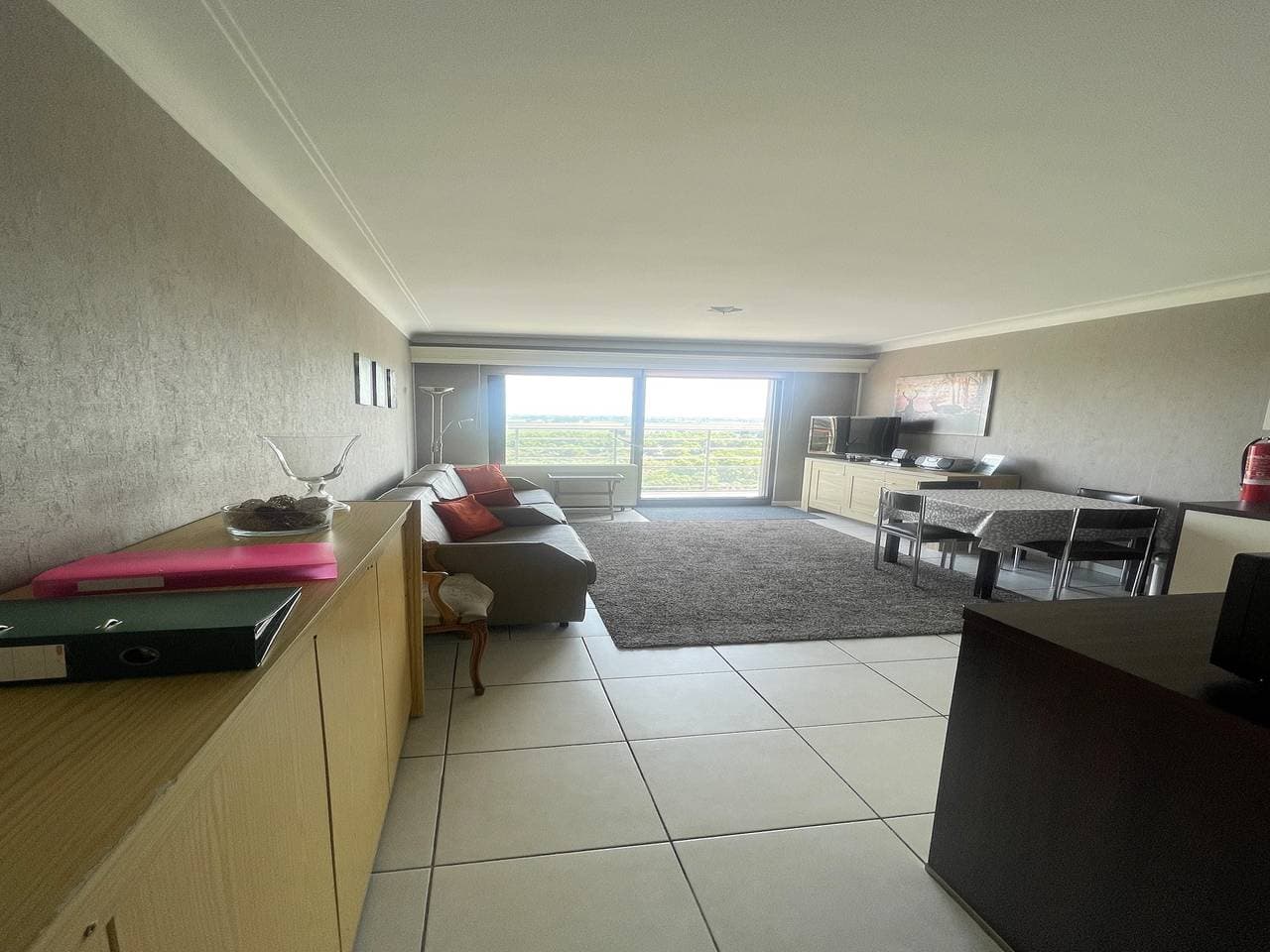 Foto 5 von 18: Apartment mit Pool und Meerblick