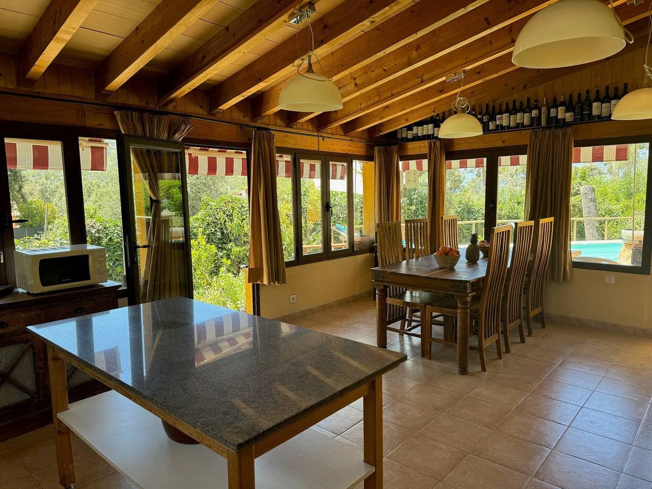 Foto 8 von 35: Ferienhaus 'Villa Port Des Canonge' mit Bergblick, WLAN und Klimaanlage