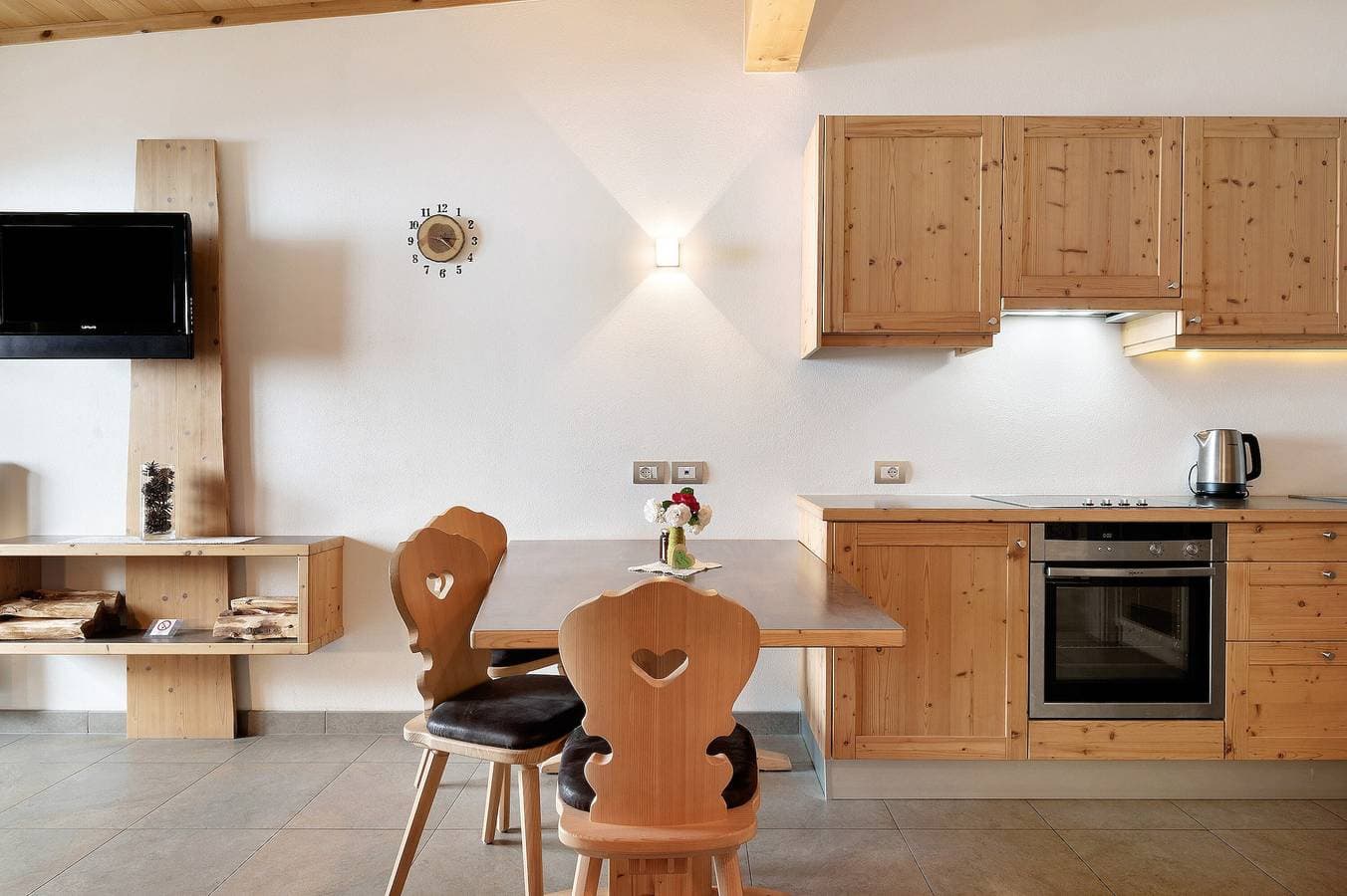 Foto 6 von 28: Ferienwohnung "Moarhof Natur Naturalia" mit Bergblick, Gemeinschaftsterrasse und WLAN