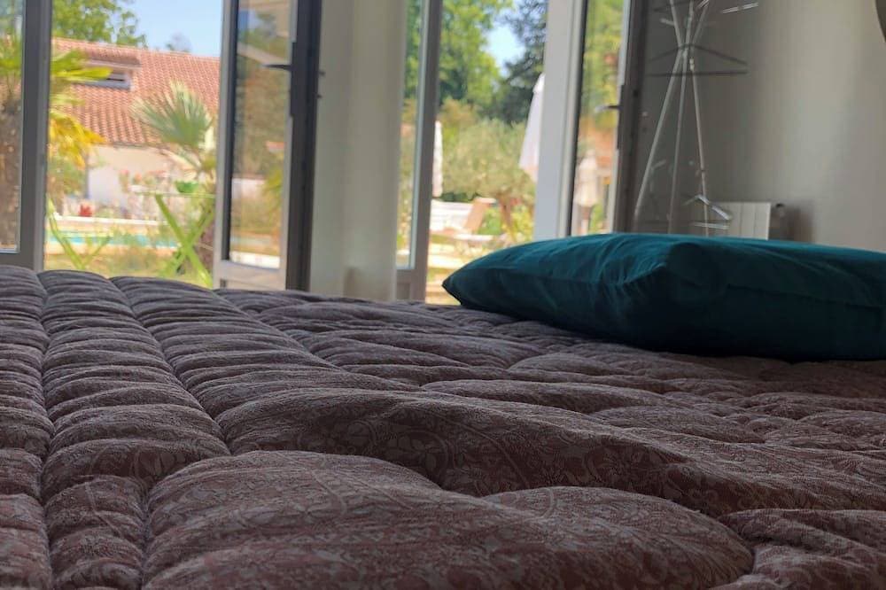 Foto 4 von 11: House in a quiet, natural setting, with all amenities—10 minutes from Dax, half an hour from the ocean. Ideal for families