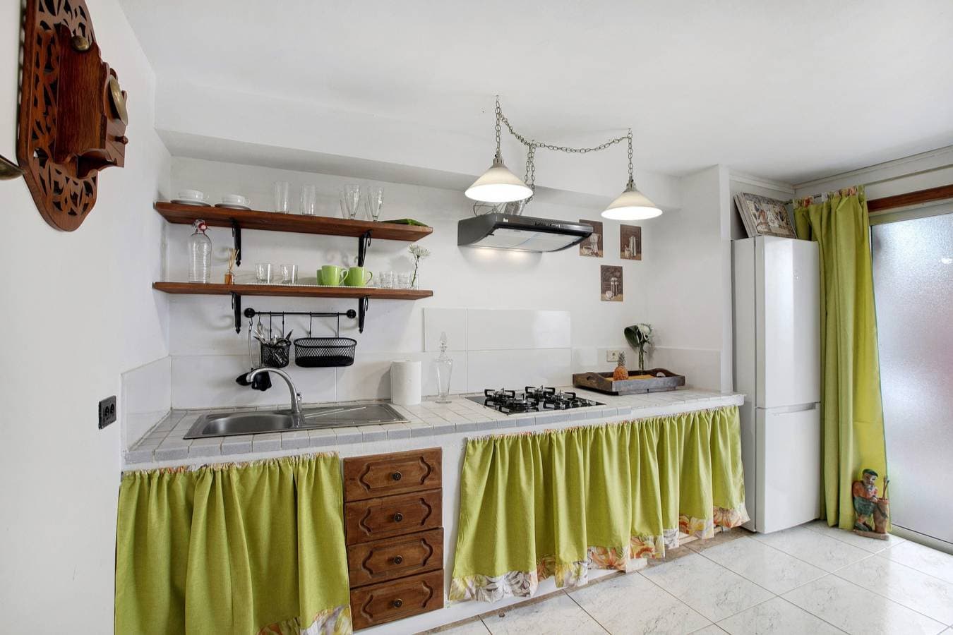 Foto 9 von 28: Ferienwohnung 'Jardín Del Sol planta baja' mit privaten Terrassen, eigenem Garten und WLAN