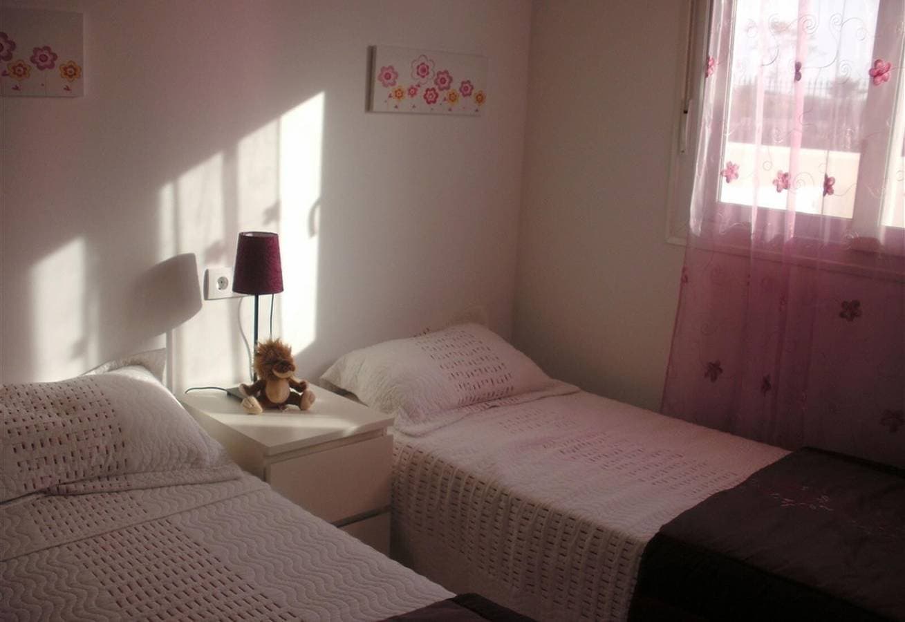 Foto 12 von 31: Ferienwohnung "Schönes Dreibett am Condado" mit Pool, Garten und Terrasse