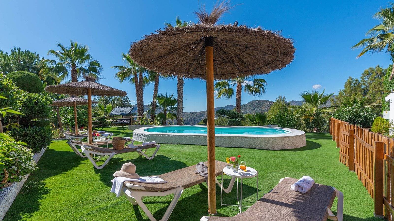 Foto 2 von 36: Villa Gran Solano Colmenar by Ruralidays