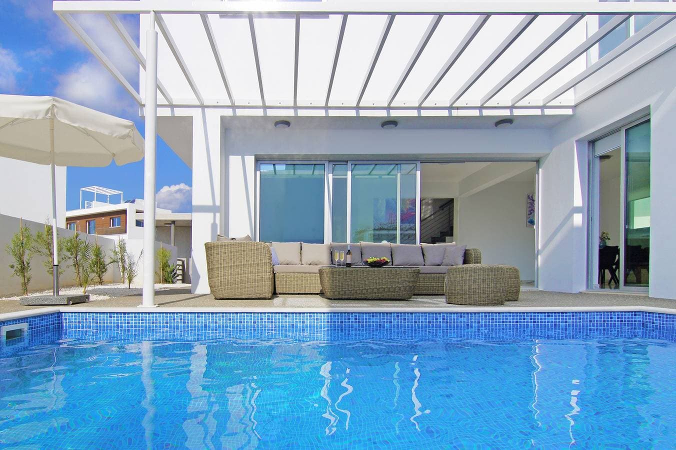 Foto 5 von 43: Villa für 7 Personen mit Balkon