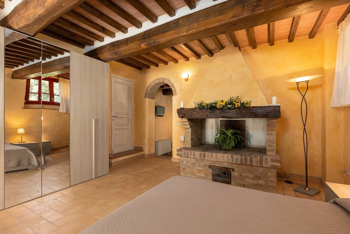 Foto 4 von 41: Ferienhaus 'Borgo Mommialla Casa Dell'artista' mit Gemeinschaftspool, WLAN und Klimaanlage