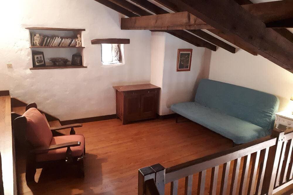 Foto 9 von 30: Gite Itola, großes Einfamilienhaus auf den Höhen von Bidarray