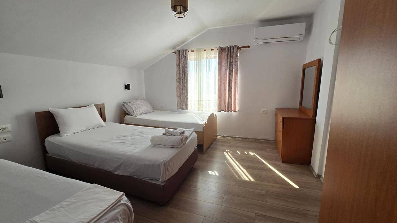 Foto 4 von 16: Deluxe Double Room (2 Adults + 1 Child)