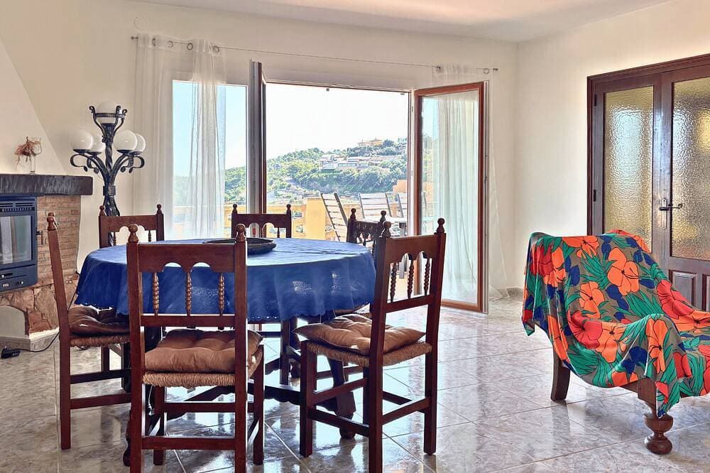 Foto 12 von 30: Für 6 Leute, Haus mit Meeresblick und privaten Pool