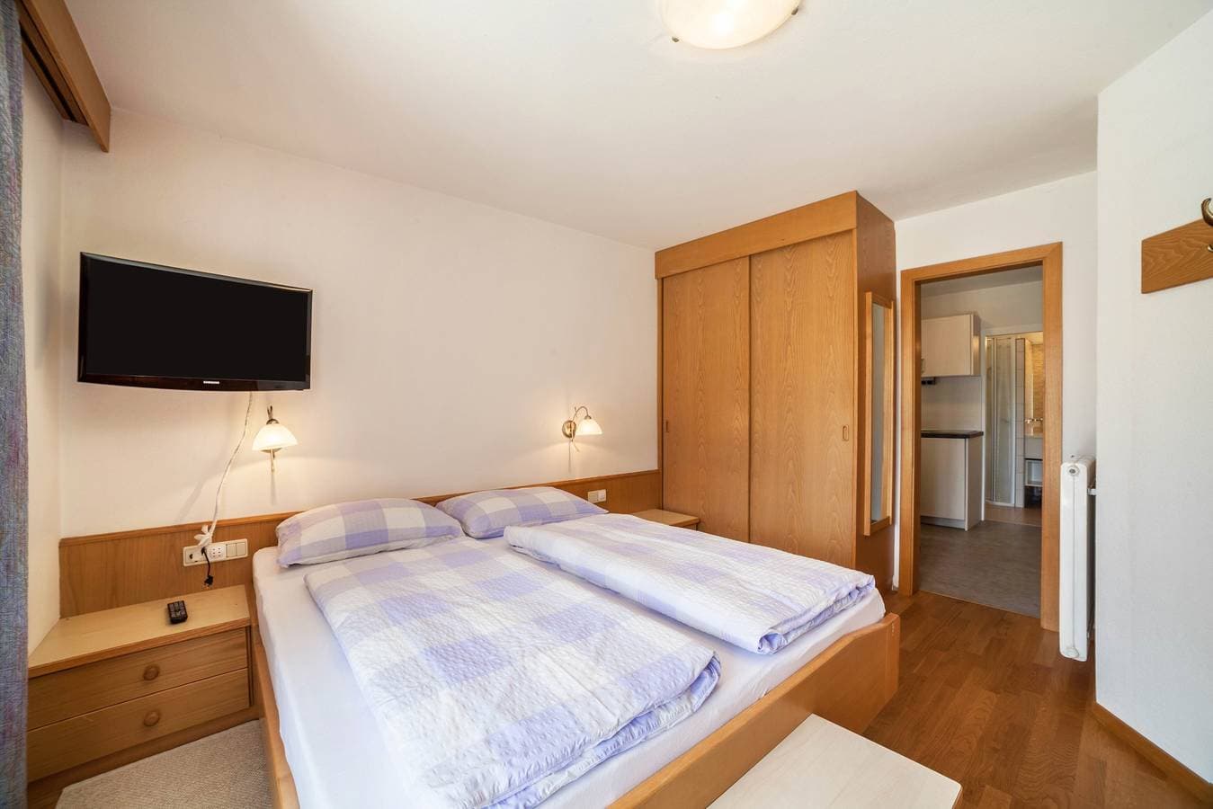 Foto 4 von 13: Ferienwohnung "Moosmair 3" mit Bergblick, WLAN, Balkon & Garten