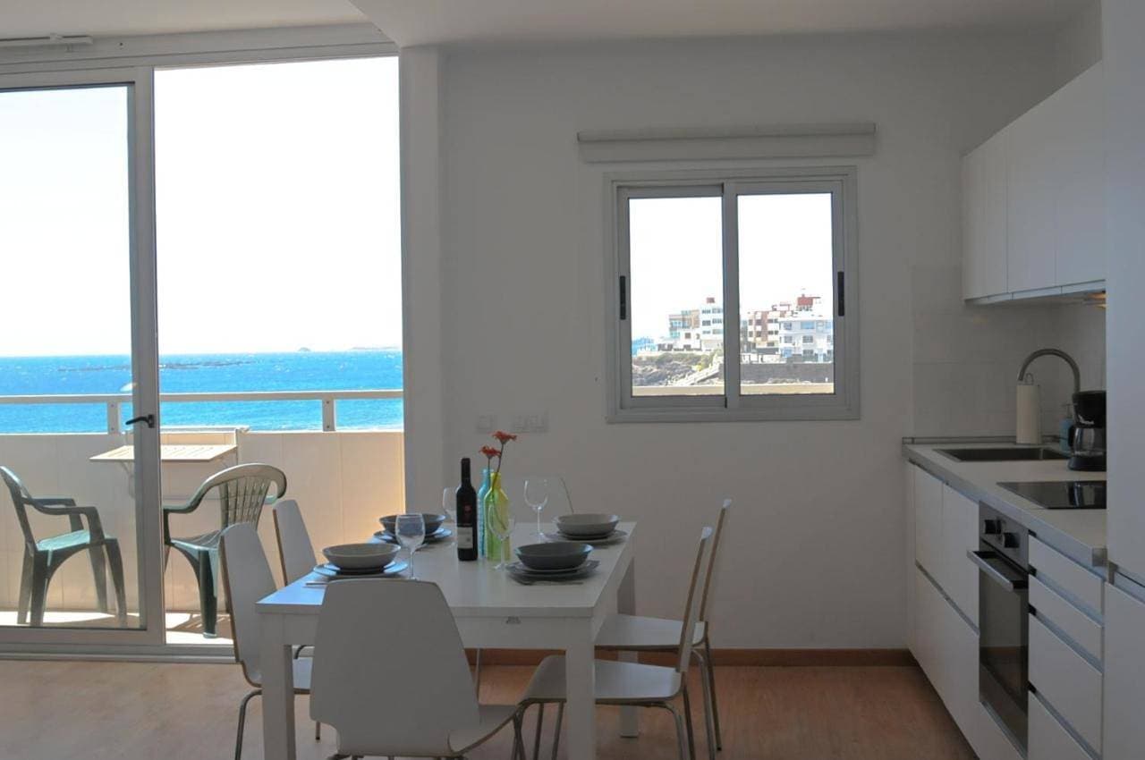 Foto 2 von 19: Apartment with Sea View
