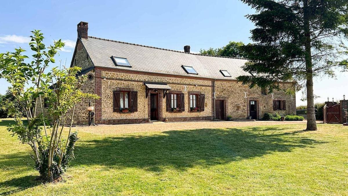 Grande maison de campagne Les Sorans 1