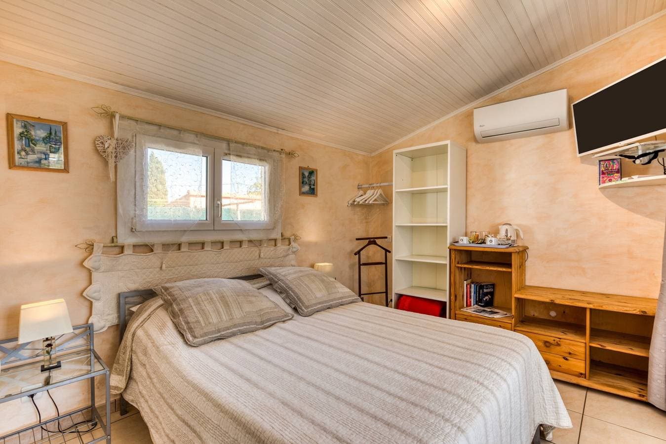 Foto 8 von 25: Bed and Breakfast 'Chez Gaston' mit privatem Pool, WLAN und Klimaanlage