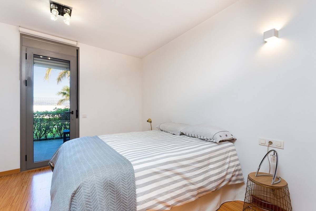 Foto 10 von 31: Ferienwohnung für 4 Personen mit Garten