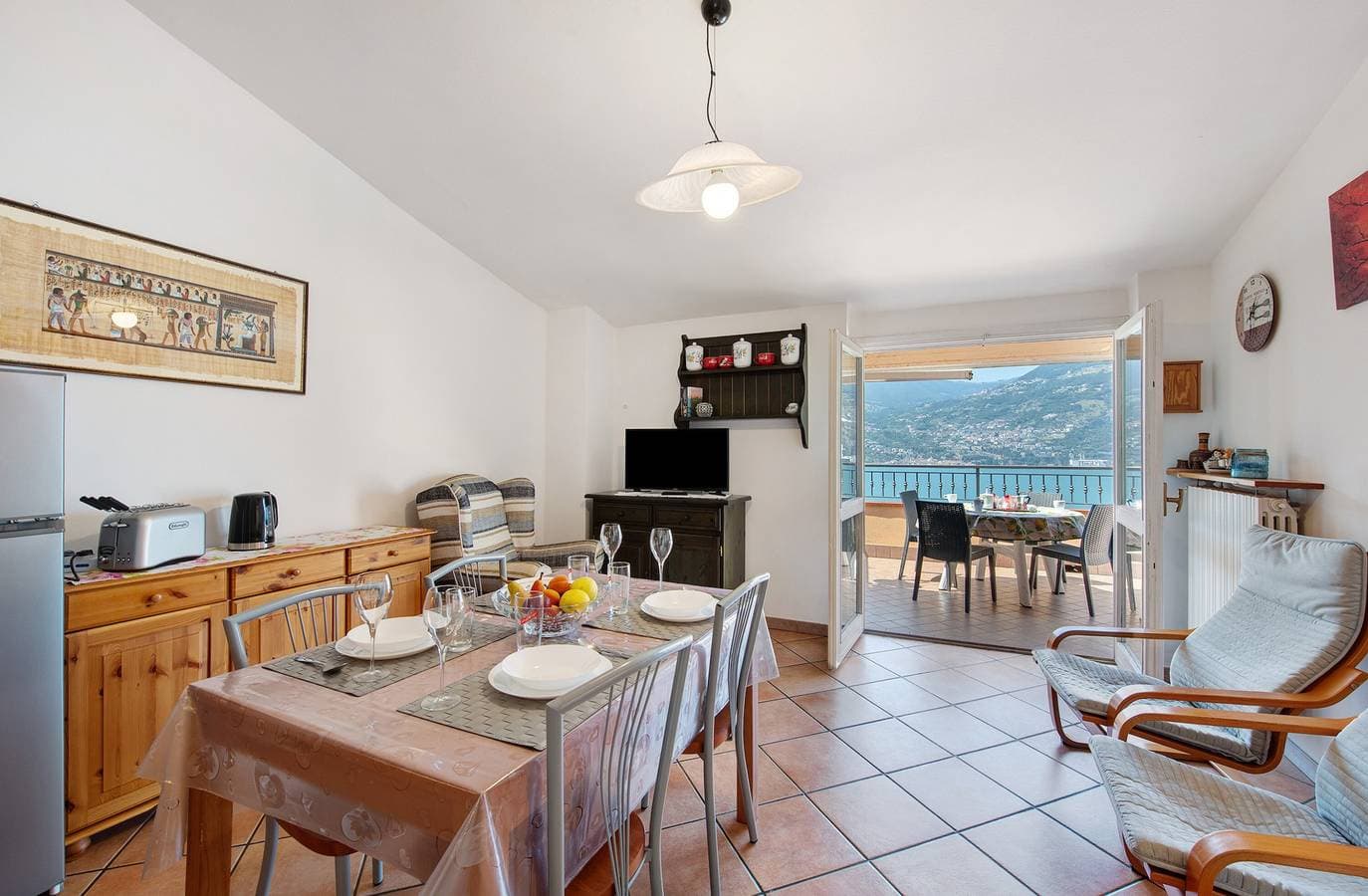 Foto 4 von 33: Ferienwohnung "Bella Isola" mit Seeblick, privater Terrasse und WLAN