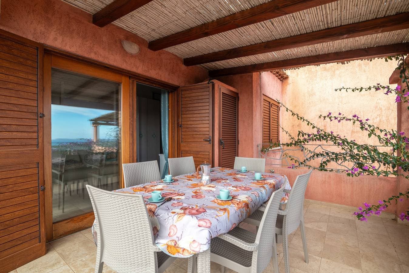 Foto 5 von 26: Ferienwohnung "La Rosa dei Venti" mit Meerblick, Gemeinschaftspool und privater Terrasse