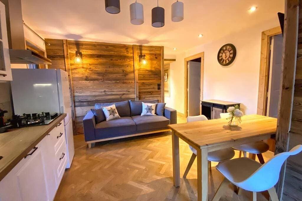 Foto 4 von 19: Two-Bedroom Apartment