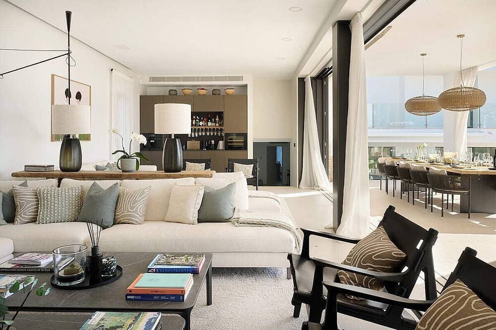 Foto 8 von 30: Luxurious and Modern 7 Bedroom Property in Portals