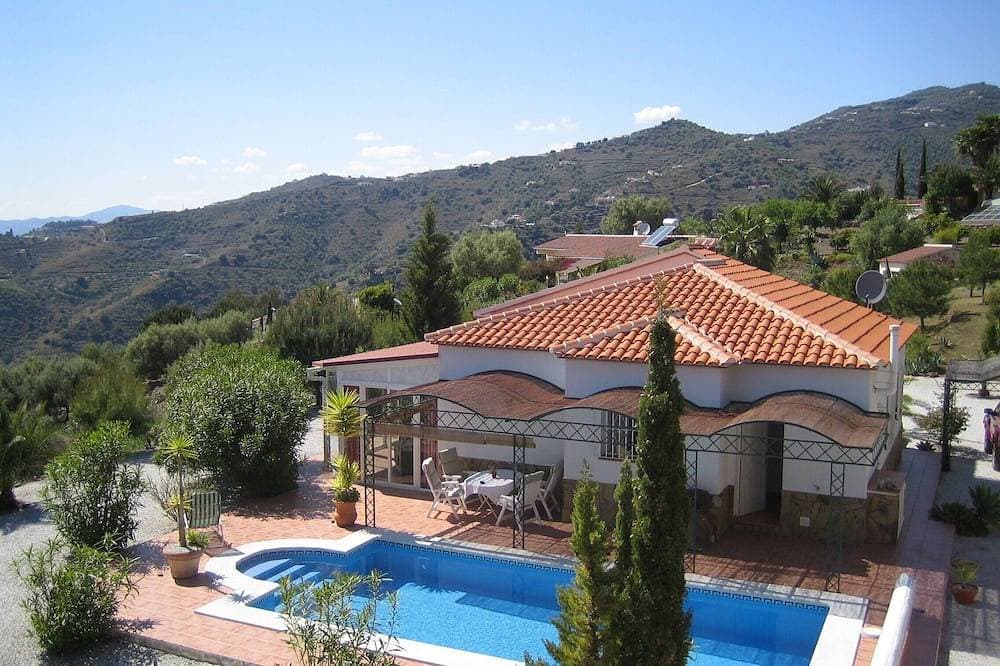 Finca mit Pool am Ende einer Sackgasse sehr ruhig gelegen 1