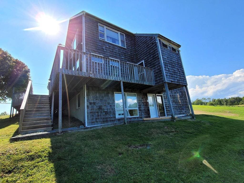 Foto 11 von 18: Perfectly Centered in the Birch Harbor Village!