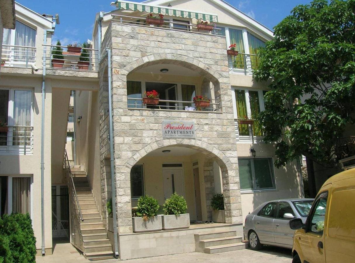 Villa Apartments Kumbor President 1