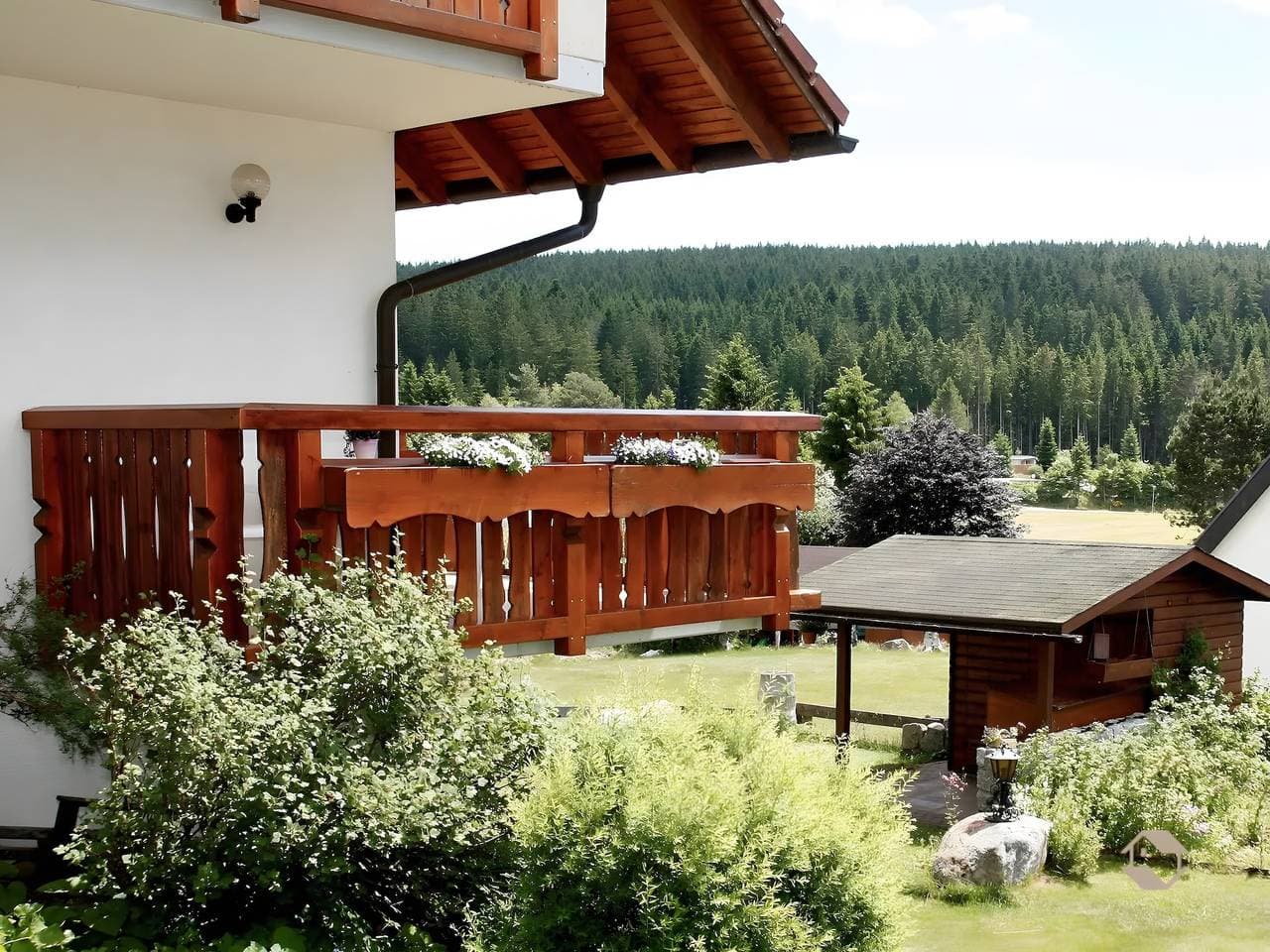 Foto 4 von 33: Ferienwohnung 'Typ B, 70qm' mit Bergblick, privater Terrasse und Wi-Fi