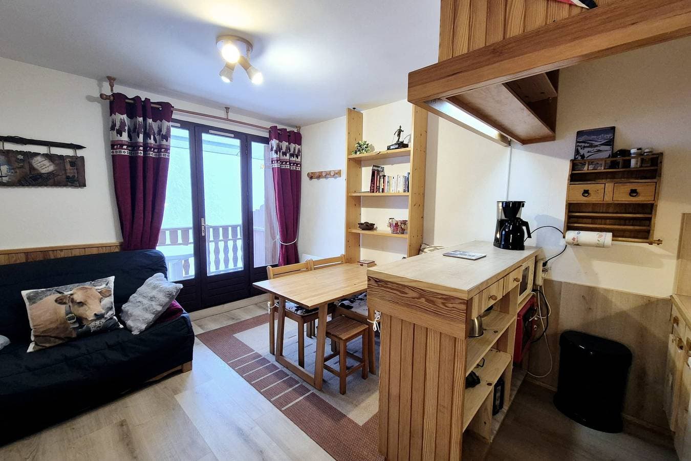 Foto 9 von 23: Ferienwohnung für 4 Personen mit Balkon