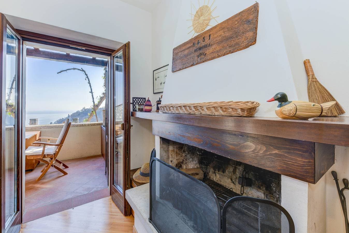 Foto 11 von 34: Ferienwohnung "Antica Limonaia" mit Seeblick, Gemeinschaftspool und WLAN