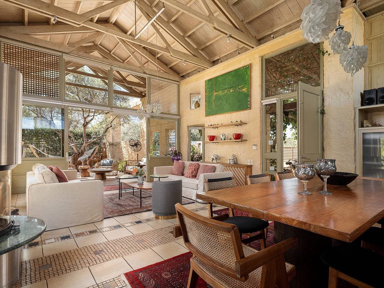 Foto 8 von 29: Villa Thalvire, Private Pool and Sauna, Furnished Terrace, Kalathas