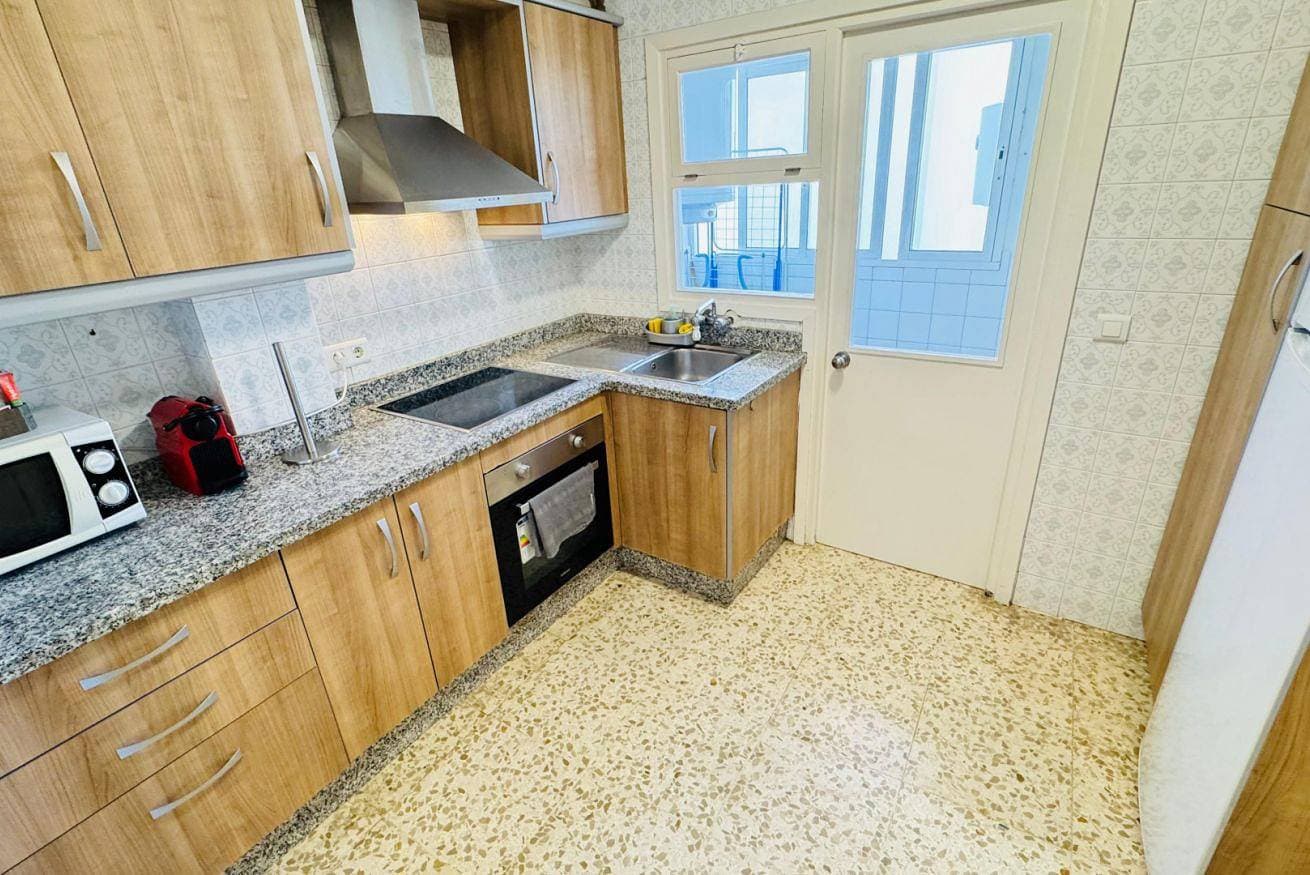 Foto 7 von 41: Ferienwohnung für 4 Personen mit Balkon/Terrasse