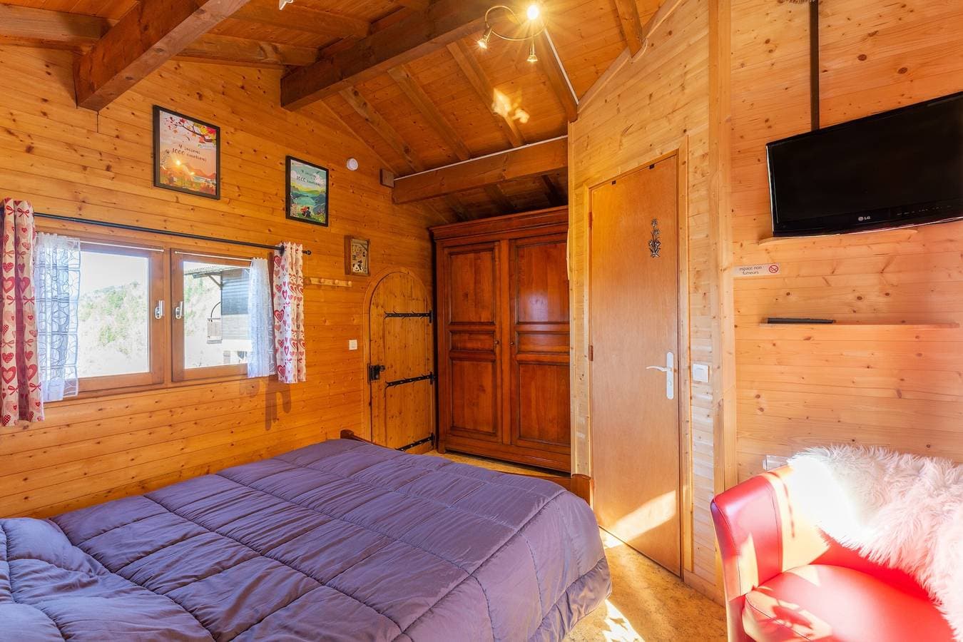 Foto 9 von 25: Chalet „Sauvage“ mit Bergblick, privater Terrasse und WLAN