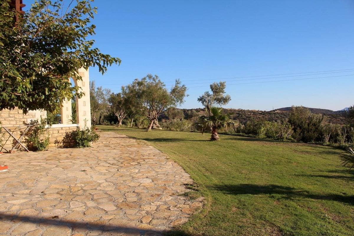 Foto 10 von 52: Ferienhaus mit Pool, großer Garten, idyllisch und ruhig, Wifi | Triopetra, Kreta