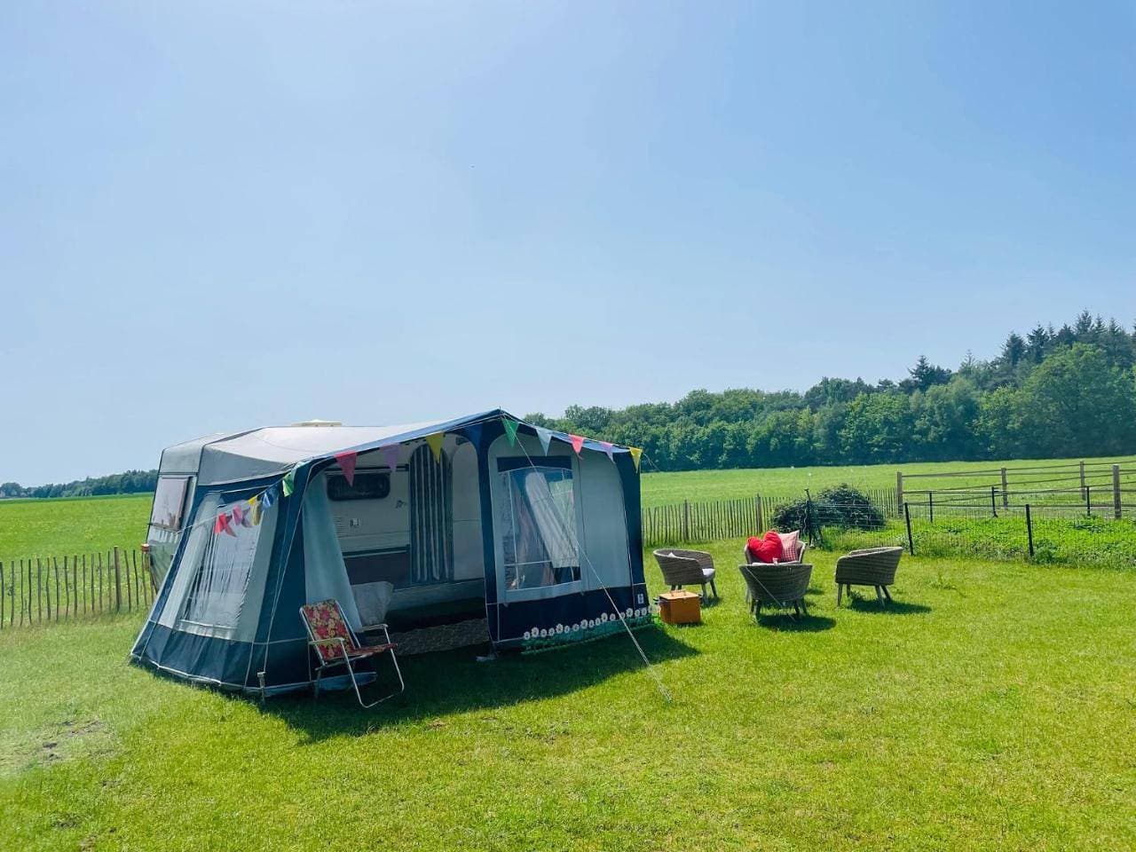 Foto 13 von 13: Caravan