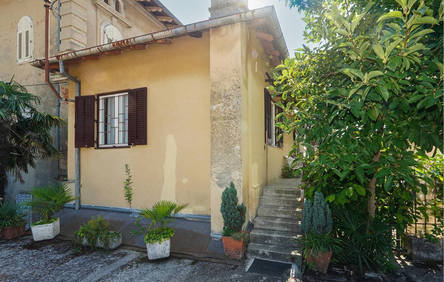 Gemütliche Ferienwohnung mit Meerblick, WLAN, Klimaanlage und Garten – 800 m vom Strand entfernt 1