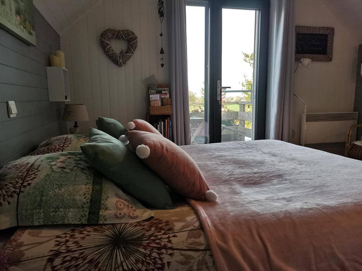 Foto 2 von 10: Double Room with Balcony