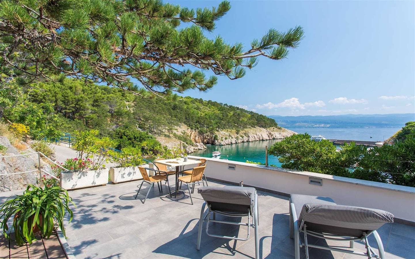 Foto 5 von 32: Ferienwohnung am Meer mit Panoramablick auf Meer