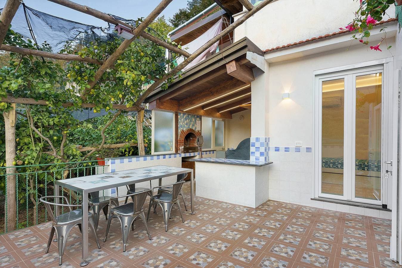 Foto 13 von 36: Ferienhaus 'Vincanto Maiori Amalfi-Küste' mit Bergblick, WLAN und Klimaanlage