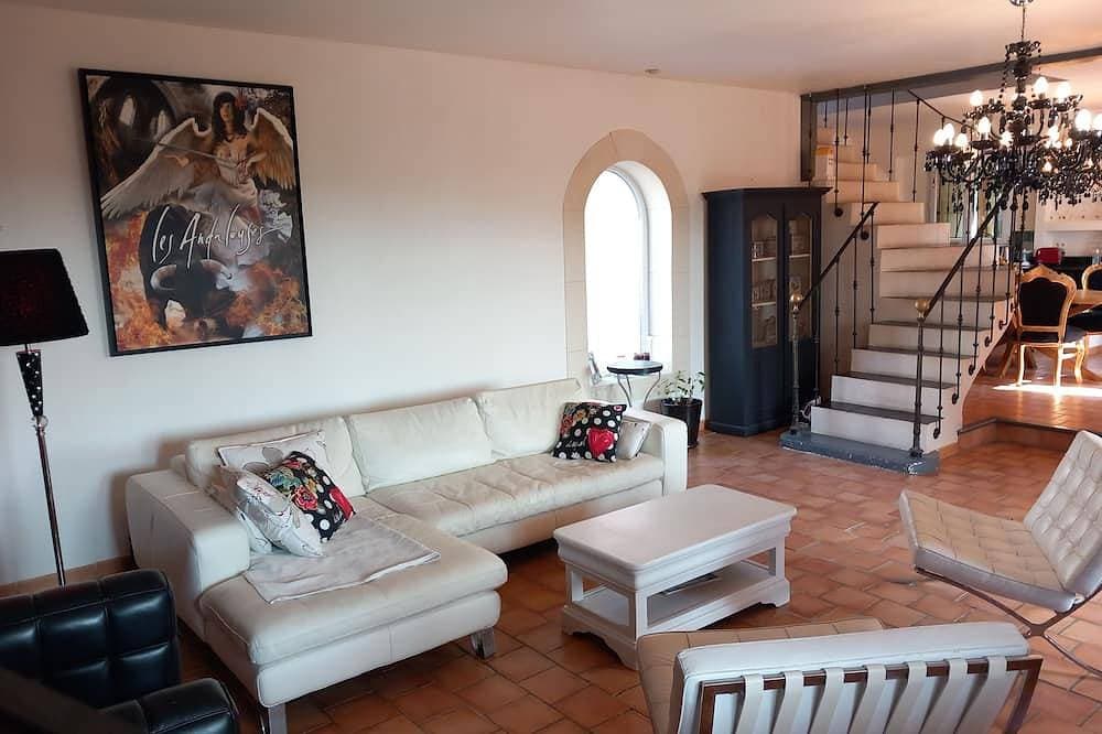 8 km Villa Saint Rémy de Provence -10Km Avignon, Pool 16 von 5, Billard, Tisch pon 1