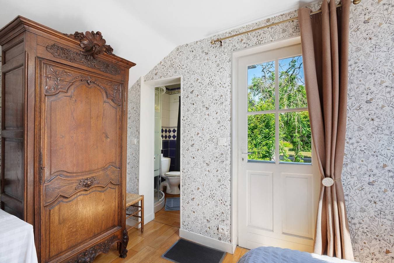 Foto 11 von 29: Bed & Breakfast 'Les Soliers - La Tourelle' mit Balkon und WLAN
