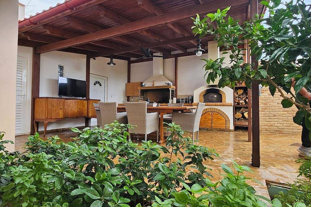 Casa Di Mare Artemis,near airport,near sea 1