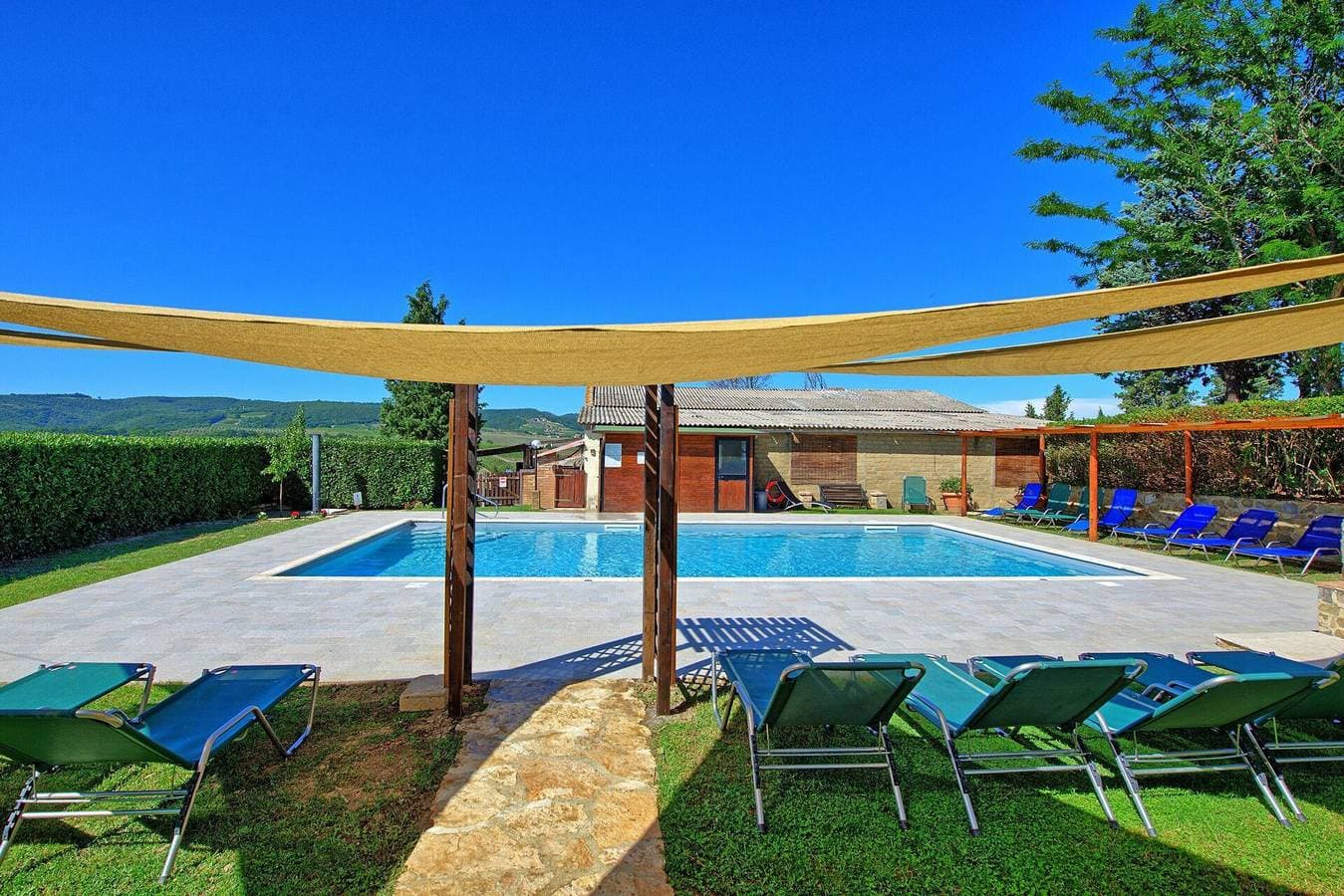 Foto 3 von 46: Villa für 14 Personen mit Pool