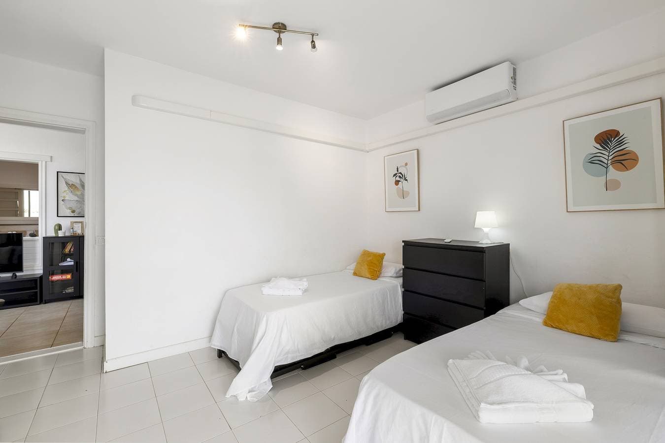 Foto 13 von 27: Ferienwohnung für 4 Personen mit Pool