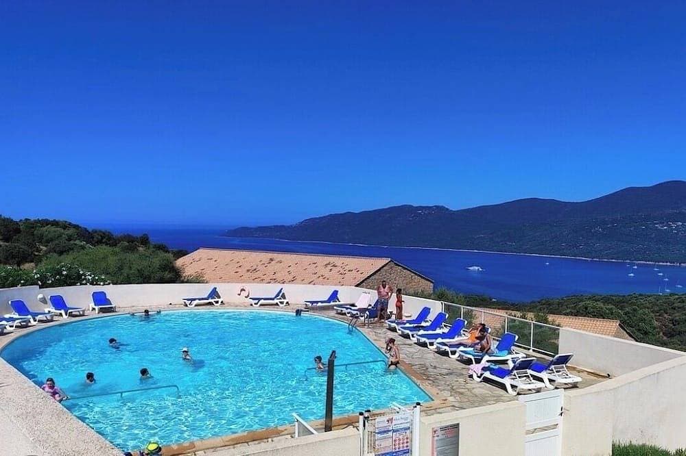 Alba 73 mini villa T2 residence with swimming pool 1