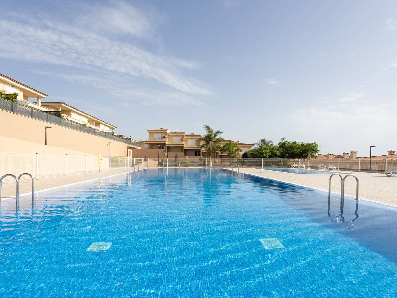 Modernes, komfortables Appartementhaus Playa Negra II 1