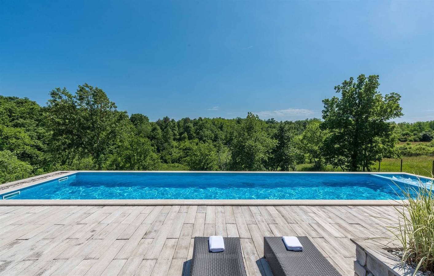 Foto 10 von 71: Villa Belle mit Pool