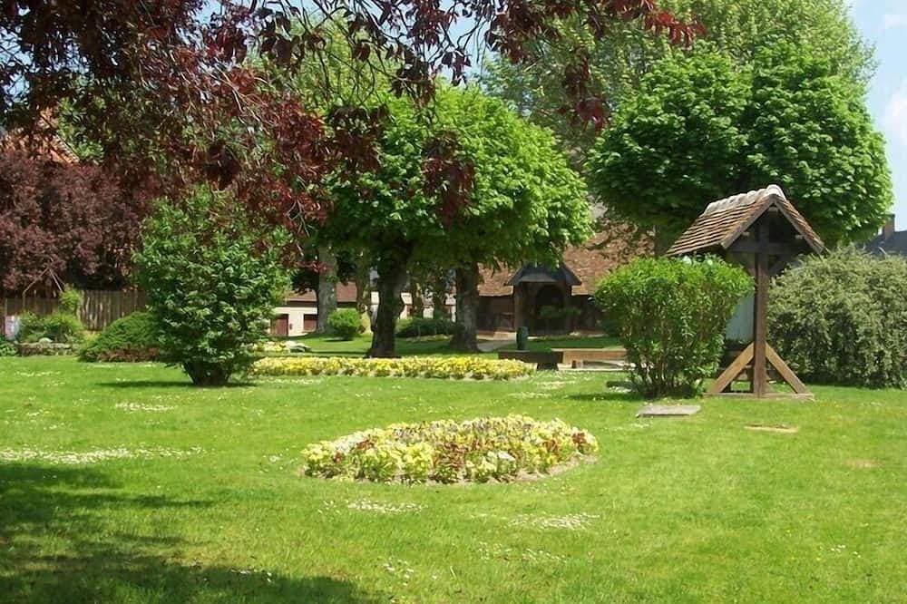 Foto 6 von 30: Sologne, Chalet mit Charme, Wohnviertel mit Freizeitaktivitäten (Pool, Tennis)