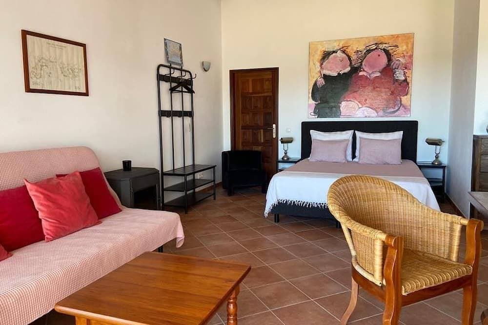 Foto 2 von 17: Traditionelles portugiesisches Haus mit viel Privatsphäre und Platz.
