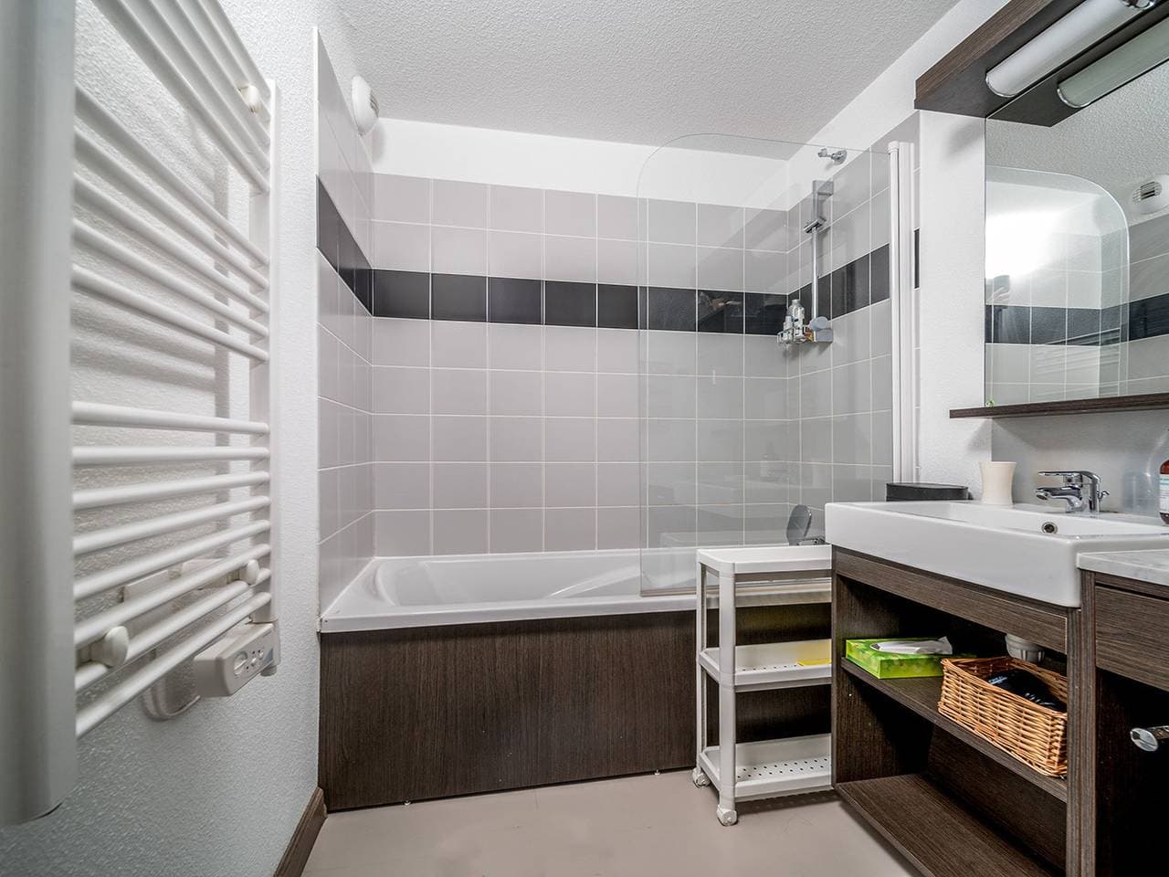 Foto 7 von 14: Gemütliche Ferienwohnung mit Bergblick, Pool und Grill, in der Nähe der Skilifte